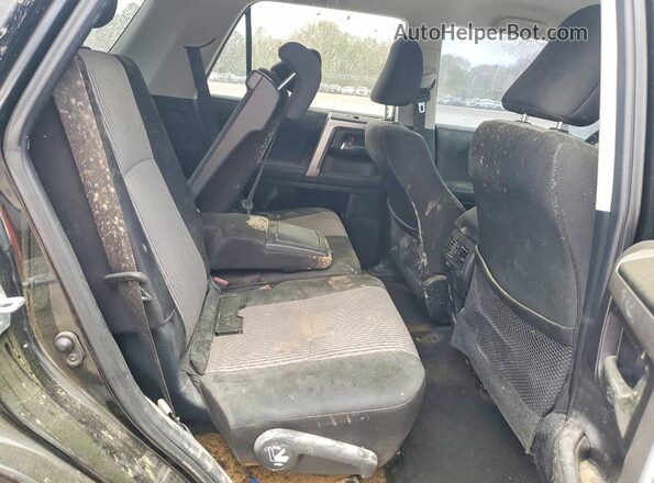 JTEBU5JR3L5824746 2020 TOYOTA 4RUNNER Black Вид задньої частини салону