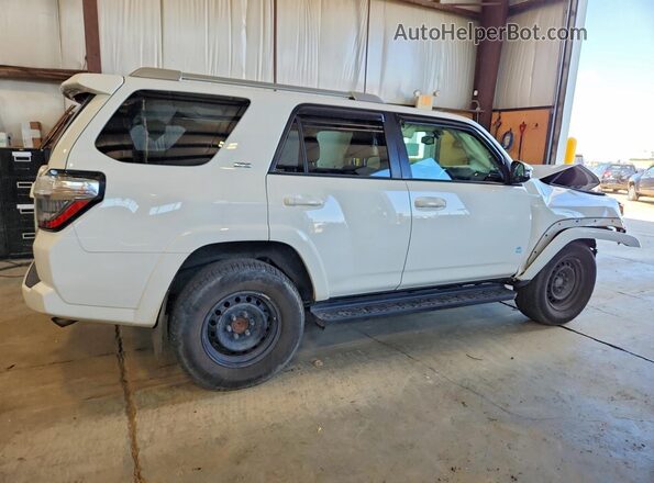JTEBU5JR4G5355995 2016 TOYOTA 4RUNNER Белый Задняя правая четверть
