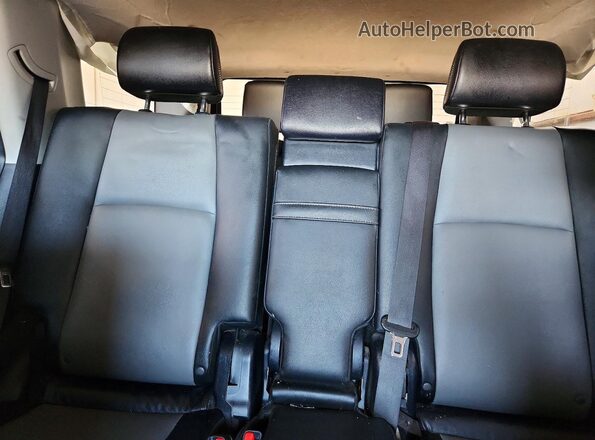 JTEBU5JR4G5355995 2016 TOYOTA 4RUNNER Белый Вид задних сидений