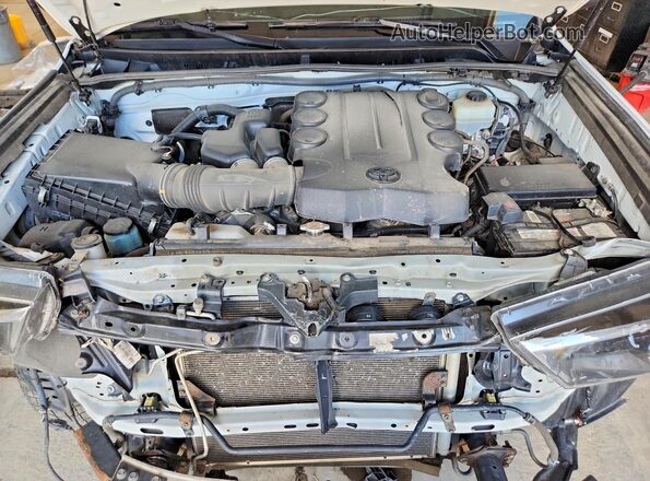JTEBU5JR4G5355995 2016 TOYOTA 4RUNNER Белый Вид подкапотного пространства