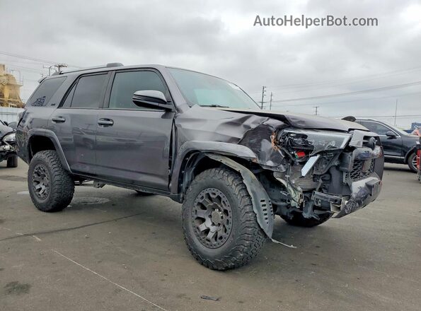 JTEBU5JR4L5779879 2020 TOYOTA 4RUNNER Gray Передня права чверть