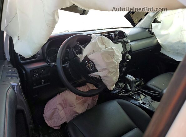 JTEBU5JR5J5536918 2018 TOYOTA 4RUNNER Белый Вид панели приборов