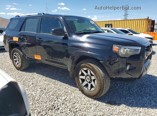 JTEBU5JR5L5769362 2020 TOYOTA 4RUNNER Black Front right
