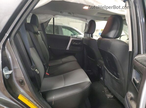 JTEBU5JR7L5833711 2020 TOYOTA 4RUNNER Серый Вид задней части салона