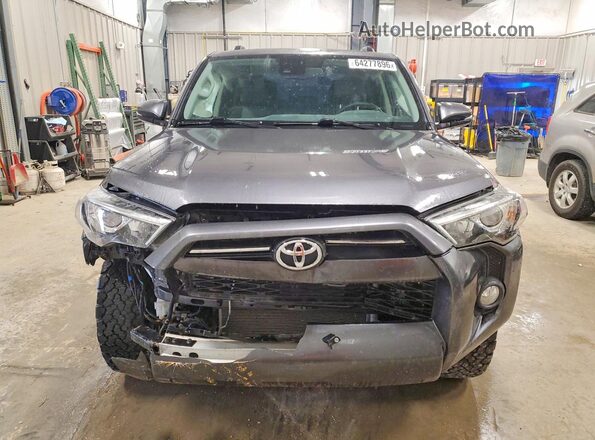 JTEBU5JR7L5833711 2020 TOYOTA 4RUNNER Серый Вид спереди