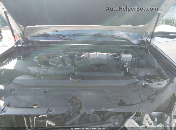 JTEBU5JR8G5310350 2016 TOYOTA 4RUNNER Silver Rear view