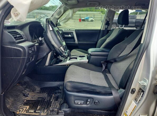 JTEBU5JR9G5386157 2016 TOYOTA 4RUNNER Silver Vista interior delantera