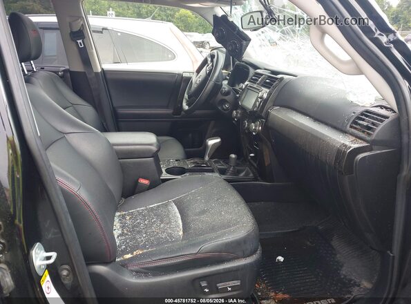 JTEBU5JR9K5633248 2019 TOYOTA 4RUNNER Black Front interior view