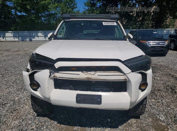 JTEBU5JRXG5327313 2016 TOYOTA 4RUNNER White Front view