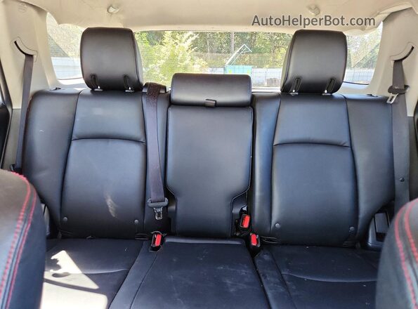 JTEBU5JRXH5407910 2017 TOYOTA 4RUNNER Silver Вид задніх сидінь