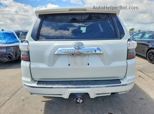 JTEDU5JR0M5228973 2021 TOYOTA 4RUNNER White Հետևի տեսք