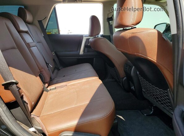 JTEDU5JR3N5277702 2022 TOYOTA 4RUNNER Black უკანა სალონის ხედი