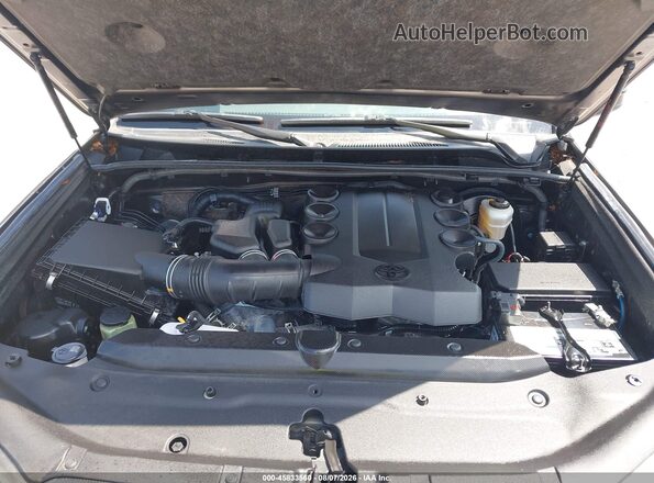 JTEEU5JR6N5252572 2022 TOYOTA 4RUNNER Gray Вид ззаду