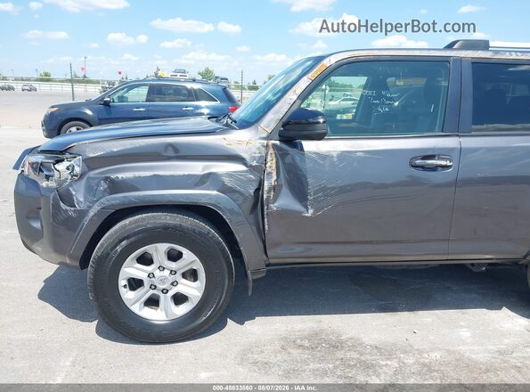 JTEEU5JR6N5252572 2022 TOYOTA 4RUNNER Gray Вид спереду