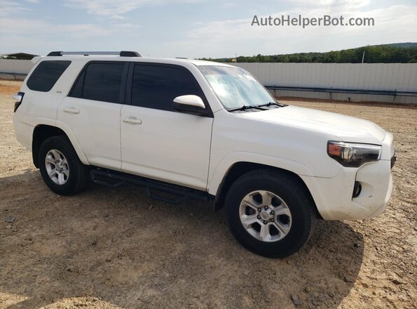JTEEU5JR8N5269907 2022 TOYOTA 4RUNNER White 