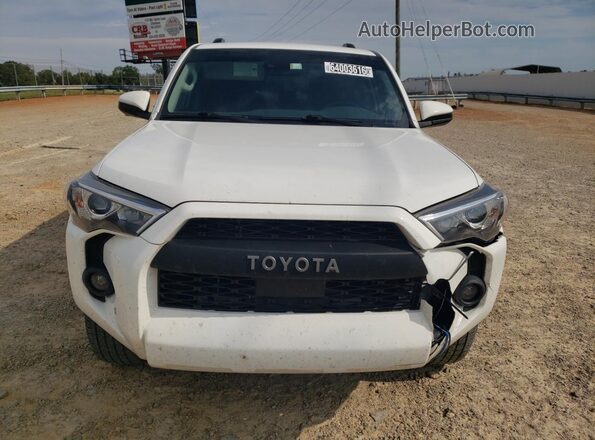 JTEEU5JR8N5269907 2022 TOYOTA 4RUNNER White Սալոնի 360 աստիճան տեսք