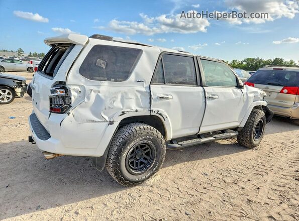 JTEEU5JRXP5285240 2023 TOYOTA 4RUNNER Белый Задняя правая четверть