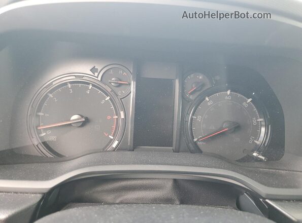 JTEEU5JRXP5296805 2023 TOYOTA 4RUNNER Серебряный Вид щитка приборов