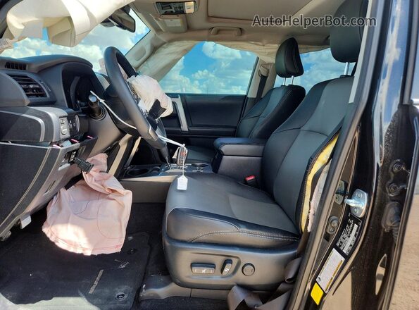 JTEFU5JRXN5268830 2022 TOYOTA 4RUNNER Black Вид салону спереду