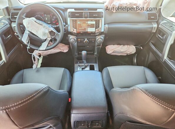 JTEFU5JRXN5268830 2022 TOYOTA 4RUNNER Black Вид панелі приладів