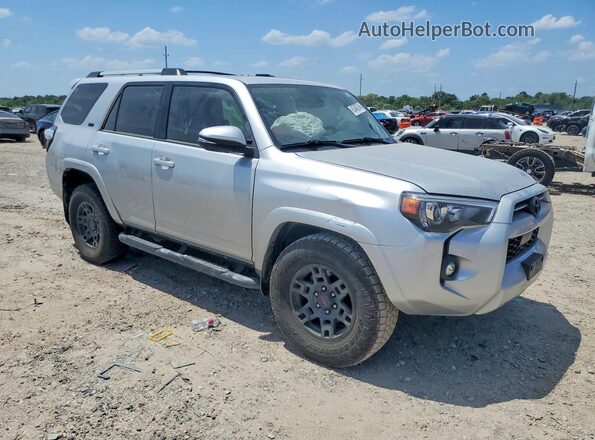 JTEFU5JRXP5291317 2023 TOYOTA 4RUNNER Silver Front right