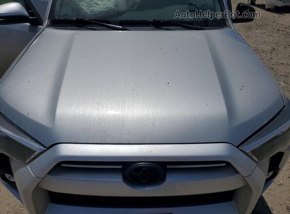 JTEFU5JRXP5291317 2023 TOYOTA 4RUNNER Silver Rear interior view