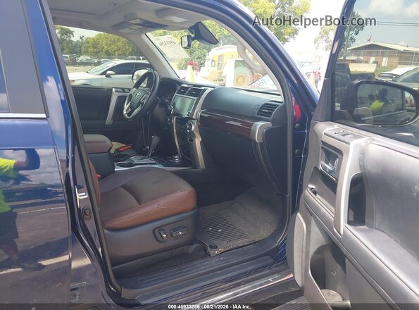 JTEKU5JR3R6299612 2024 TOYOTA 4RUNNER Blue Vista interior delantera