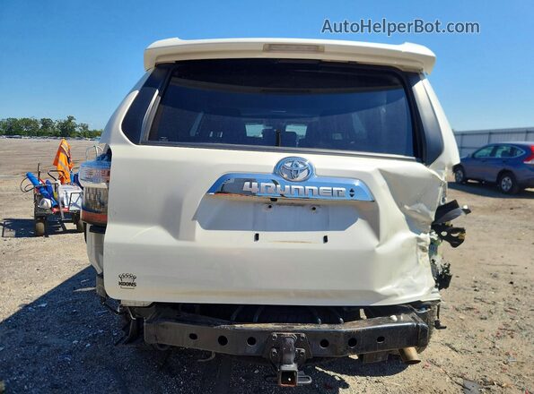 JTEKU5JR4P6169867 2023 TOYOTA 4RUNNER Белый Вид сзади