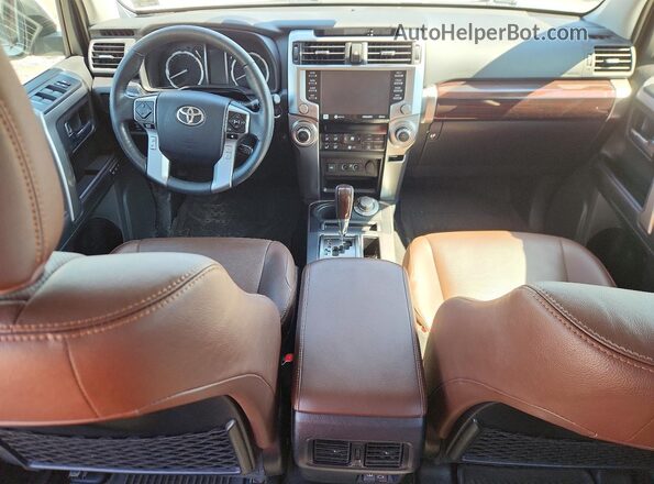 JTEKU5JR4P6169867 2023 TOYOTA 4RUNNER Белый Вид панели приборов