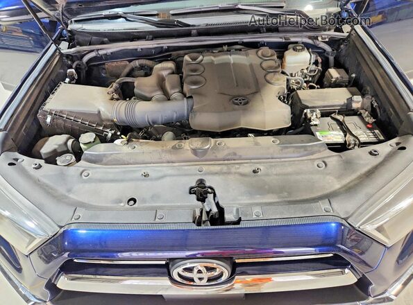 JTEKU5JR5N6004004 2022 TOYOTA 4RUNNER Blue Engine compartment view