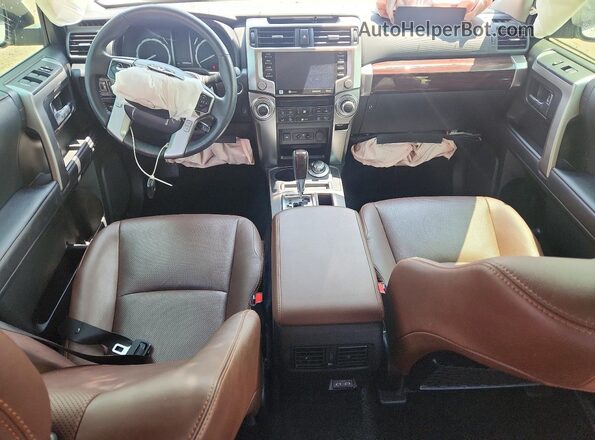 JTEKU5JRXP6137716 2023 TOYOTA 4RUNNER Белый Вид панели приборов