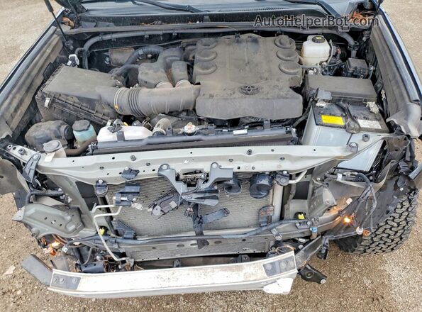 JTELU5JR1P6088913 2023 TOYOTA 4RUNNER Black Engine compartment view
