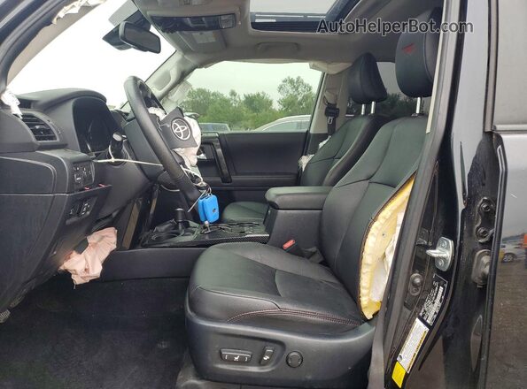 JTELU5JR1P6088913 2023 TOYOTA 4RUNNER Black Front interior view
