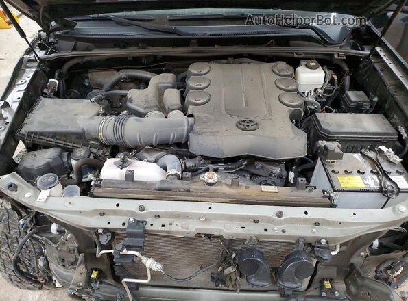 JTELU5JRXP6136425 2023 TOYOTA 4RUNNER Black Vista del compartimento del motor