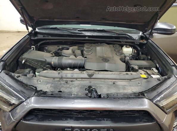 JTEMU5JR8N6048278 2022 TOYOTA 4RUNNER Charcoal Engine compartment view