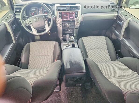JTEMU5JRXM5894710 2021 TOYOTA 4RUNNER White Dashboard view