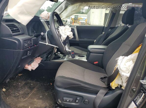 JTEMU5JRXP6158400 2023 TOYOTA 4RUNNER Charcoal Widok wnętrza z przodu