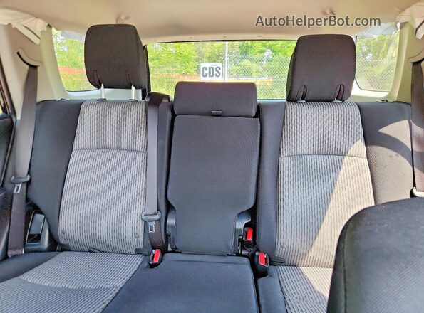 JTEMU5JRXR6300389 2024 TOYOTA 4RUNNER Black Widok tylnych siedzeń