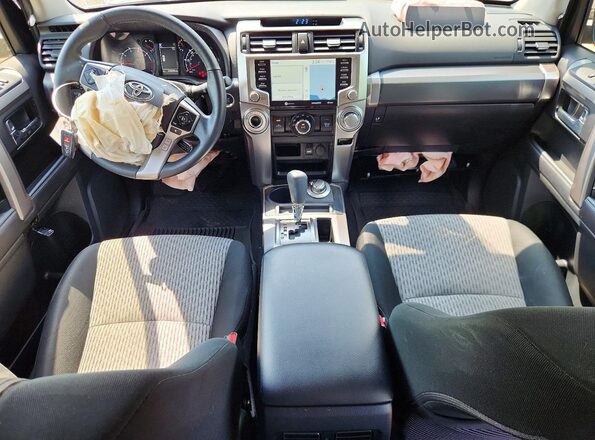 JTEMU5JRXR6300389 2024 TOYOTA 4RUNNER Black Widok deski rozdzielczej