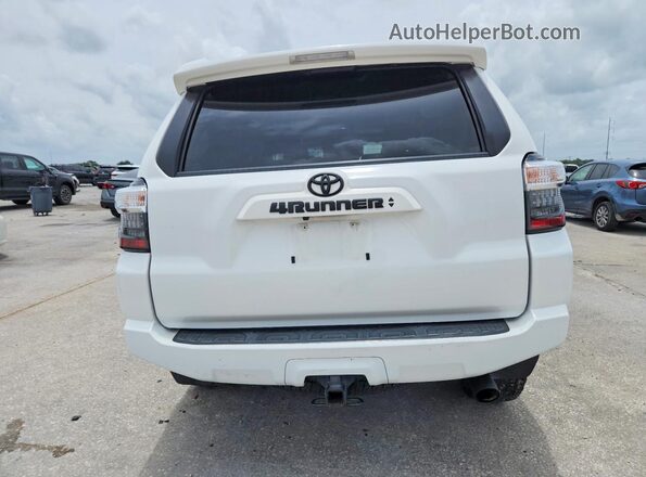 JTENU5JR1P6181083 2023 TOYOTA 4RUNNER White Vista trasera