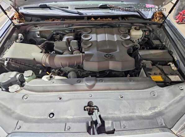 JTENU5JR4M5960463 2021 TOYOTA 4RUNNER Серебряный Вид подкапотного пространства