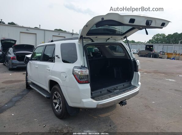 JTERU5JR0P6153356 2023 TOYOTA 4RUNNER White Rear left