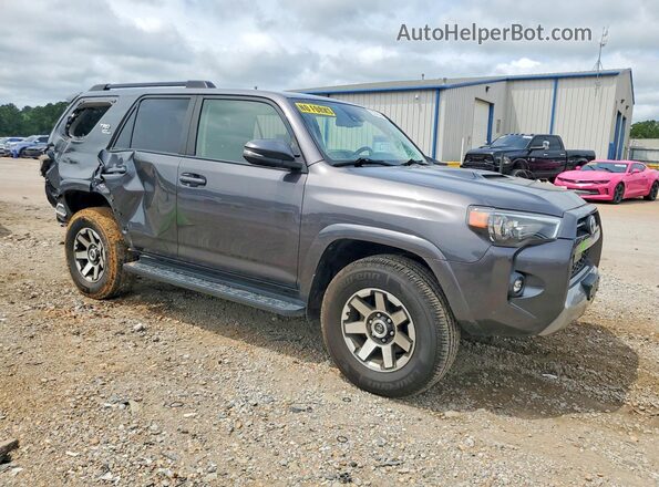 JTERU5JR1M5933903 2021 TOYOTA 4RUNNER Серый Передняя правая четверть