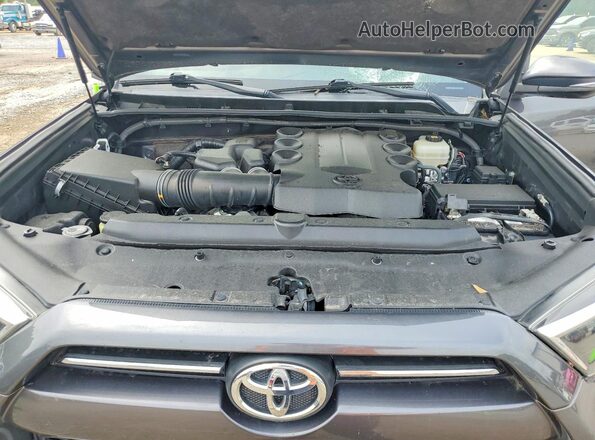 JTERU5JR1M5933903 2021 TOYOTA 4RUNNER Серый Вид подкапотного пространства