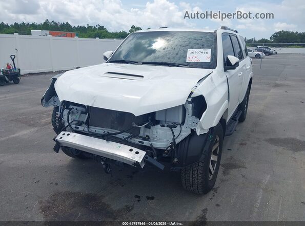 JTERU5JR4R6297690 2024 TOYOTA 4RUNNER White წინა ხედი