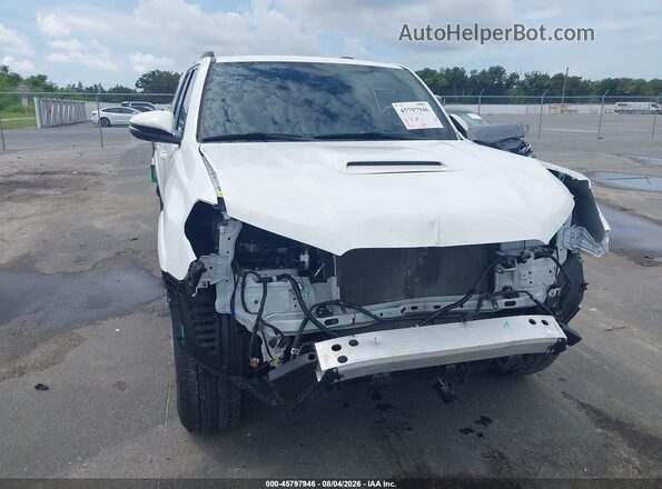 JTERU5JR4R6297690 2024 TOYOTA 4RUNNER White 