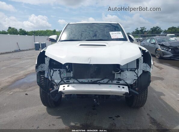 JTERU5JR4R6297690 2024 TOYOTA 4RUNNER White ხელსაწყოთა პანელის ხედი