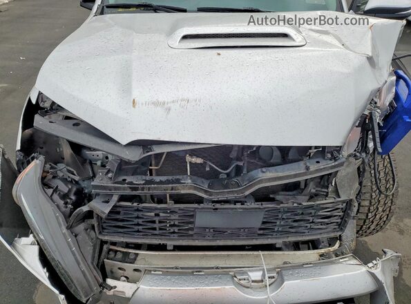 JTERU5JR5N6069305 2022 TOYOTA 4RUNNER Silver Շարժիչի բաժամունքի տեսք