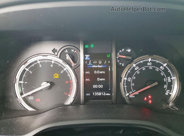 JTERU5JR5N6069305 2022 TOYOTA 4RUNNER Silver Սարքավորումների վահանակի տեսք