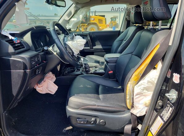 JTERU5JR5P6161050 2023 TOYOTA 4RUNNER Black Սալոնի դիմացի տեսք